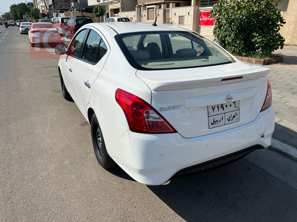 نيسان صني